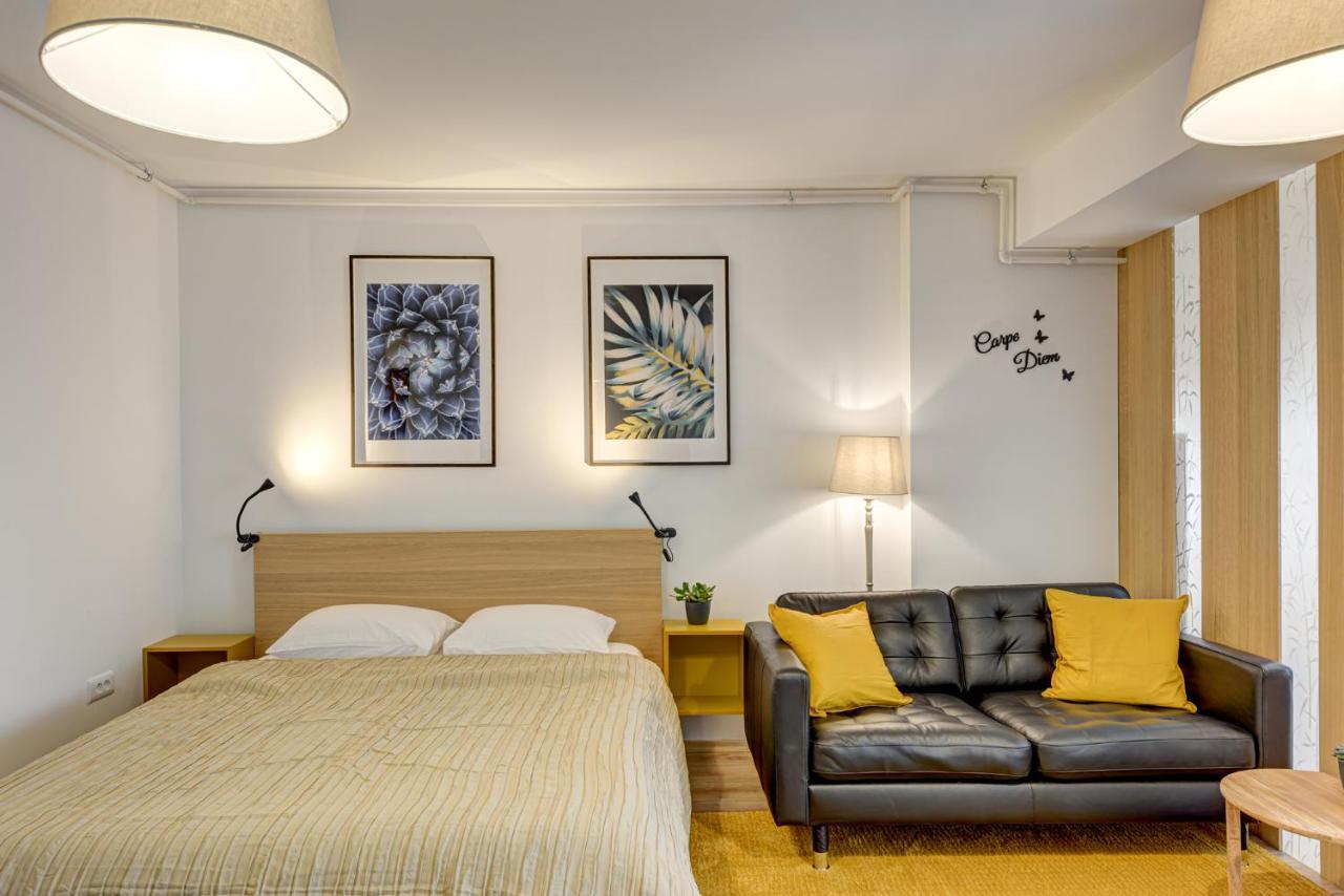 Bucharest Airport Suites & Villas オトペニ エクステリア 写真