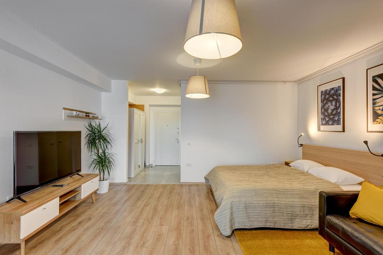 Bucharest Airport Suites & Villas オトペニ エクステリア 写真