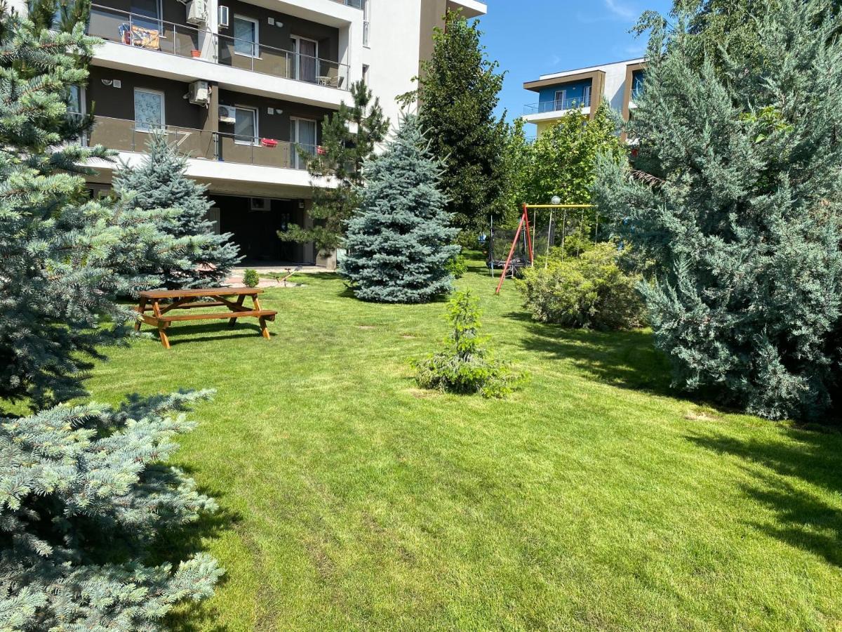 Bucharest Airport Suites & Villas オトペニ エクステリア 写真