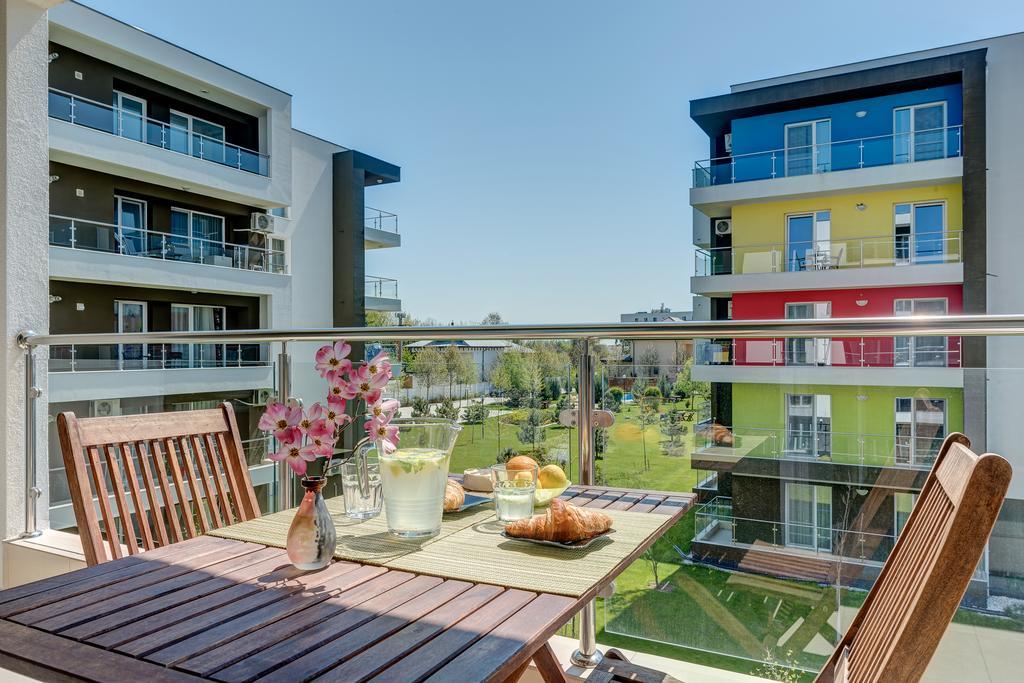 Bucharest Airport Suites & Villas オトペニ エクステリア 写真